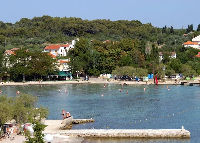 Lägenhet Apartments By The Sea Preko, Ugljan - 3489 *