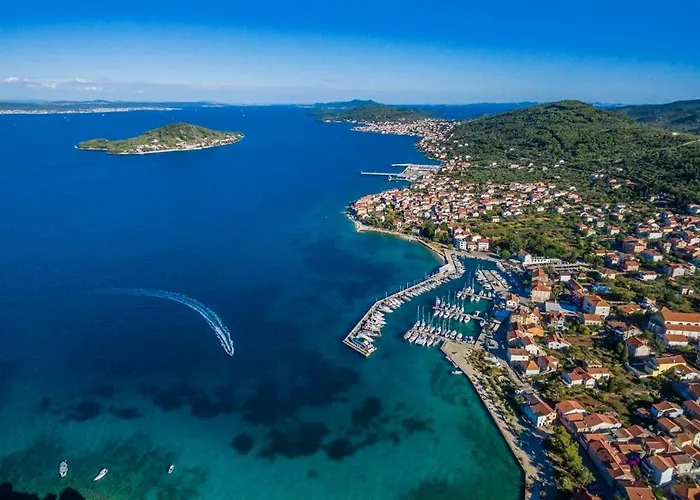 Apartments By The Sea Preko, Ugljan - 3489 Lägenhet Preko