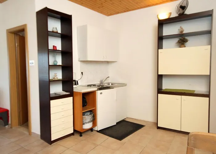 Apartments By The Sea Preko, Ugljan - 3489 Lägenhet Preko