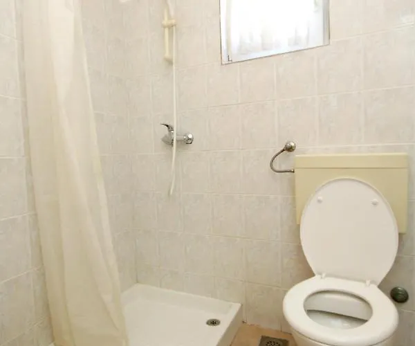 Apartments By The Sea Preko, Ugljan - 3489 Preko